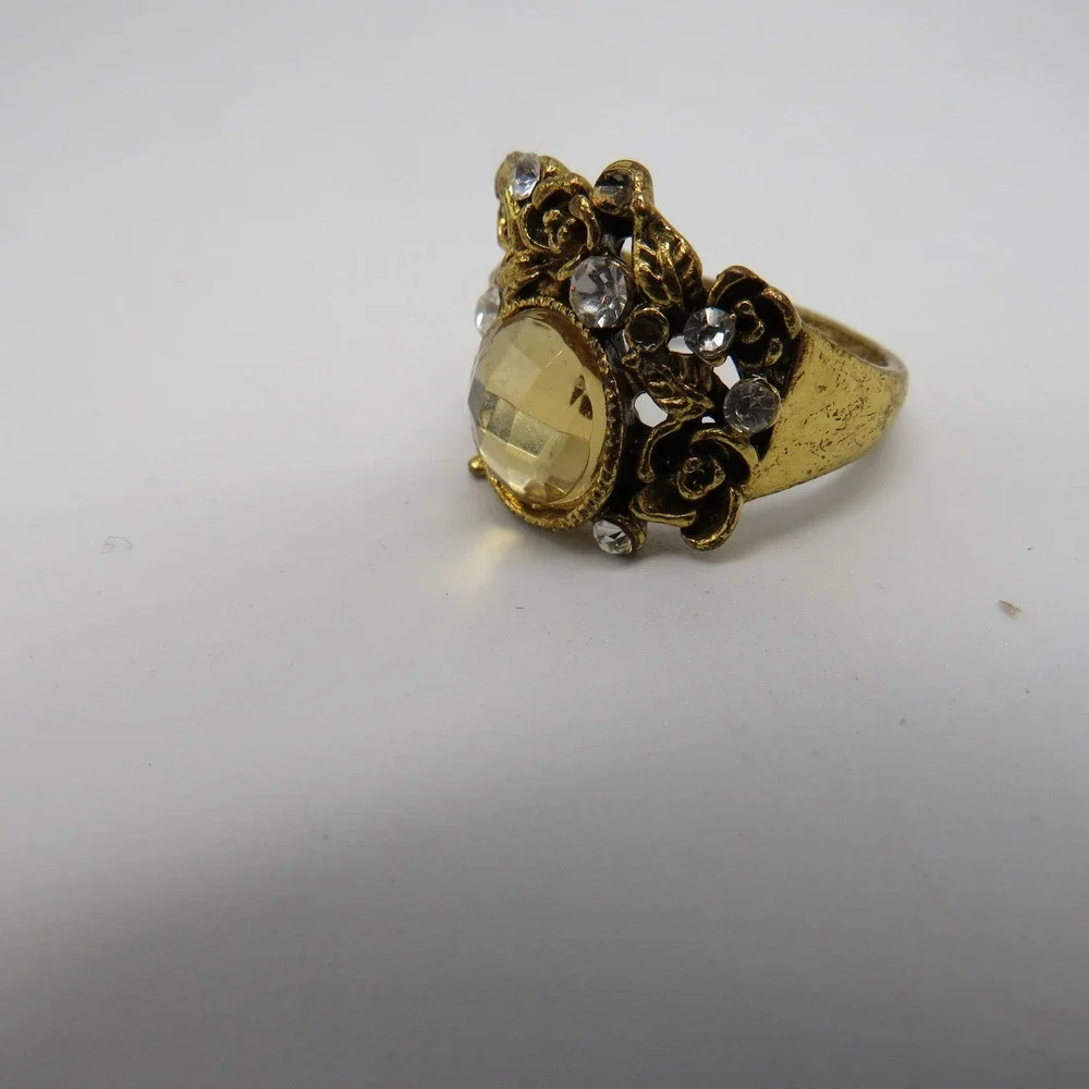 Vintage Gold Tone Rose Floral Cocktail Ring Amber Stone Rhinestone Size 9